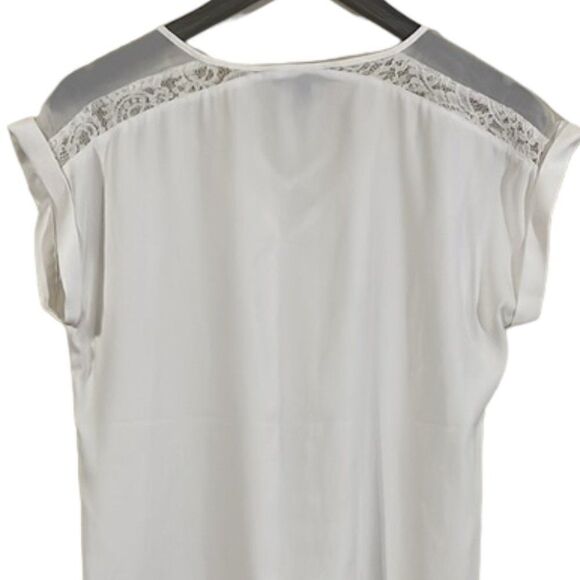 Express Women's White V-Neck Short Sleeve Blouse Lace Detail Size Small NWOT - Picture 6 of 9